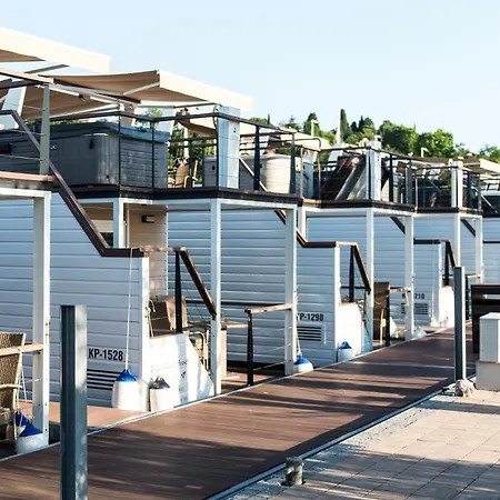 Marina Luxury Houseboat Olive Ferienhaus Portorož